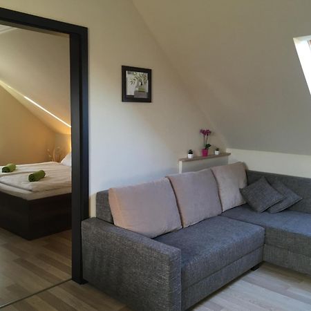 Dunazug Apartmanhaz Dömös Εξωτερικό φωτογραφία